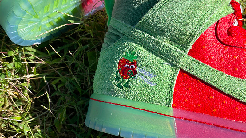 Nike SB Strawberry Dunk High Quick Strike Release Info