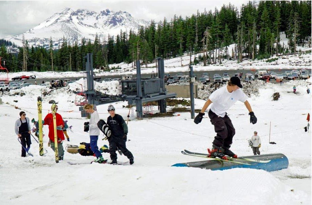 Snow at Mt Bachelor Oregon!