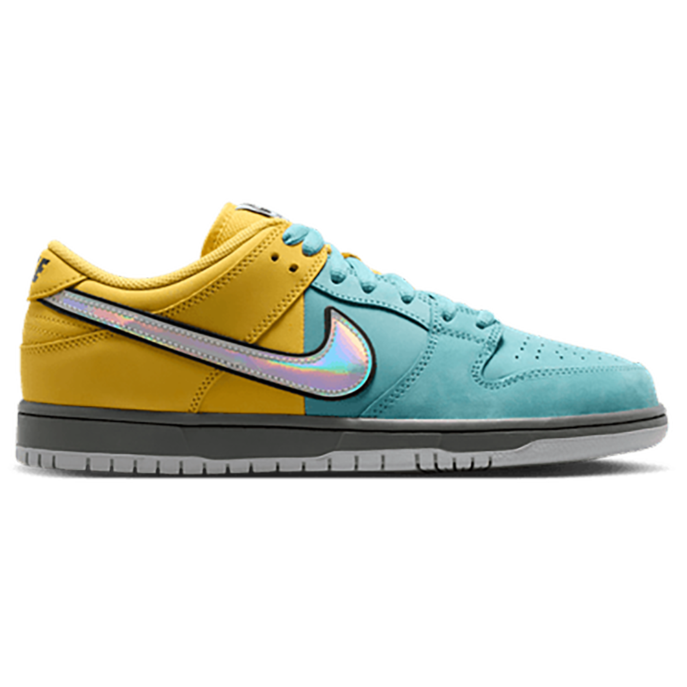 Nike SB Dunk Low Pro Skate Shoes
